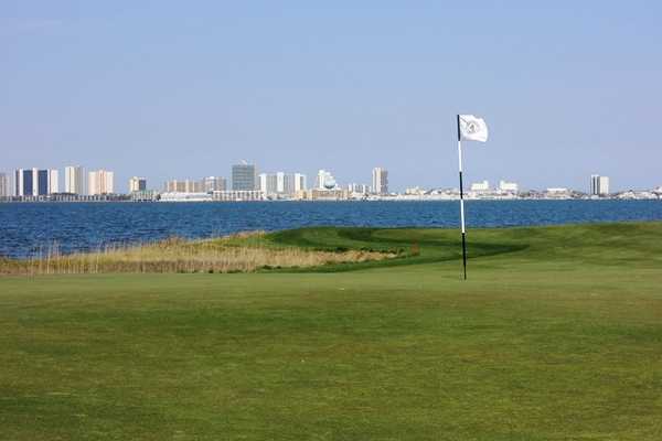 Links at Lighthouse Sound GC - hole 6