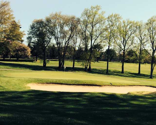 Deerfield Golf & Tennis Club in Newark